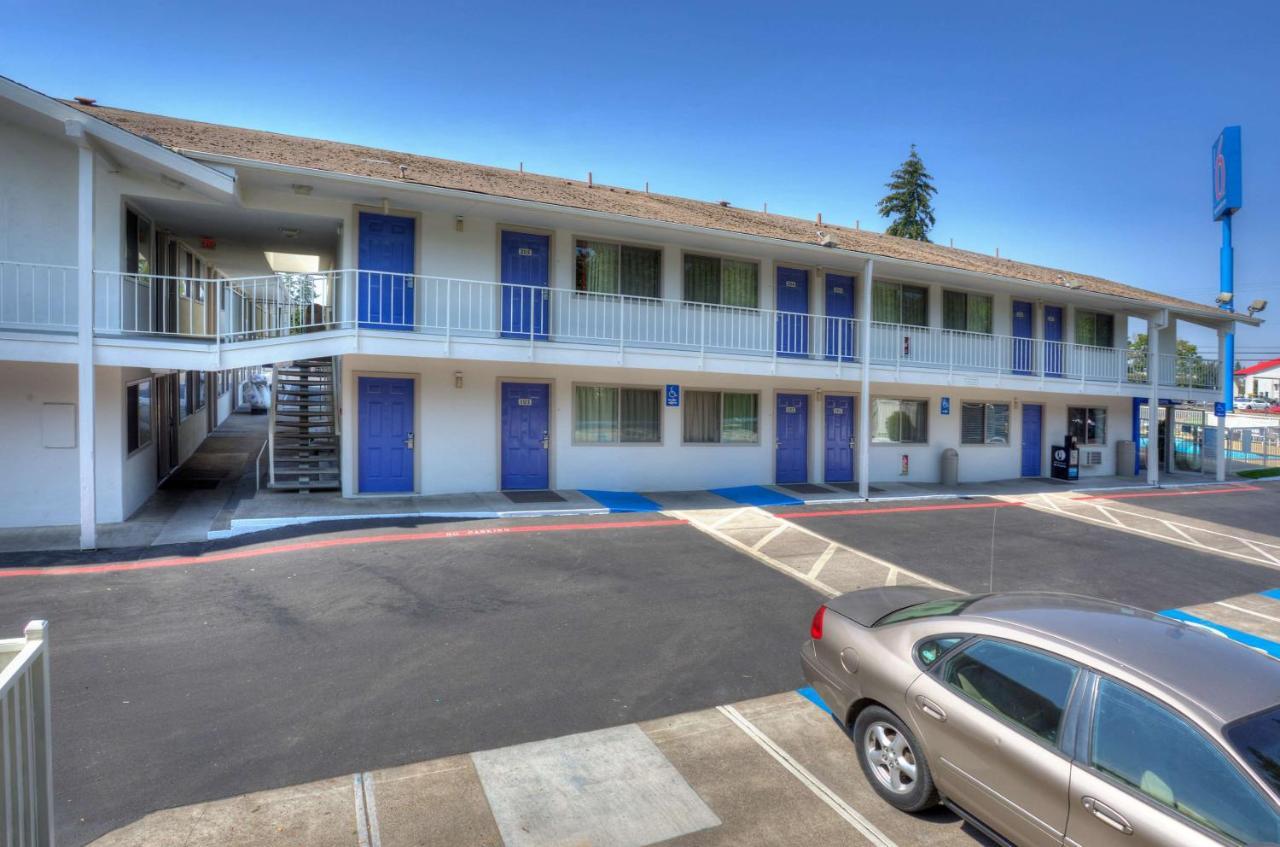 Motel 6-Tigard, Or - Portland South - Lake Oswego Exterior foto